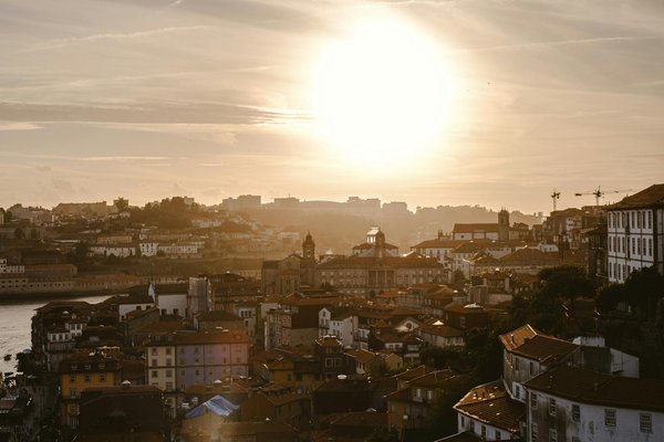 How Can Visitors Maximize Their Experiences While Touring the UK?